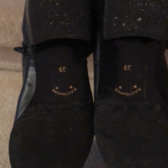 Black slightly over knee black dress boot in GUC UK 39, US 7 1/2 vent for x room - Picture 7 of 7